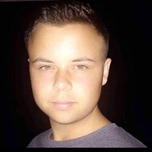 Meet your Posher, Johnathan